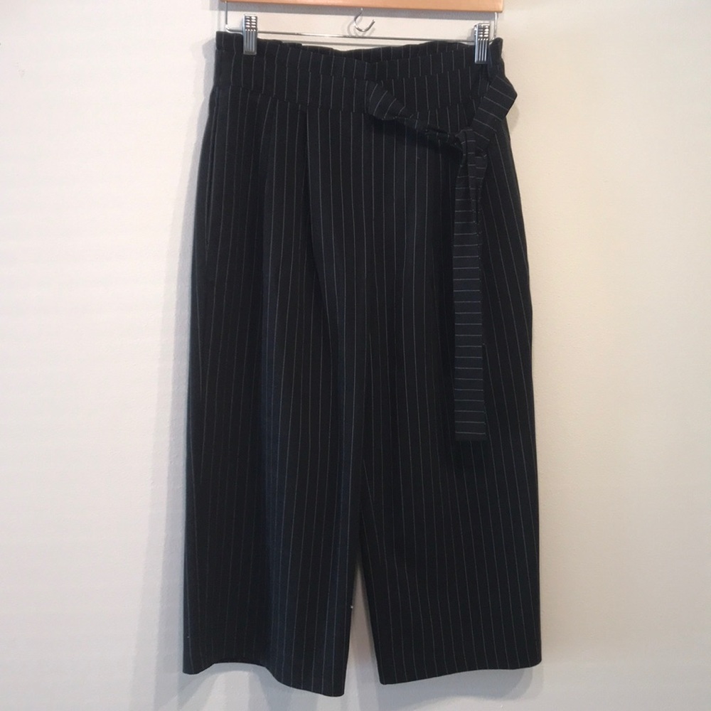 EVEREVE 🖤 Matty M Crop Wide Leg Pant